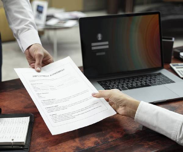 RESCISÃO ANTECIPADA DE CONTRATO DE PRESTAÇÃO DE SERVIÇOS PODE CUSTAR CARO: ATÉ 100% DO VALOR